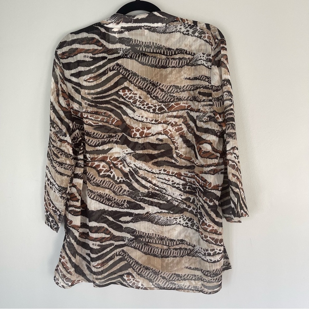 NWOT Drapers & Damons Animal Print Blouse Petite Large Button Front Sheer Light - Picture 8 of 11